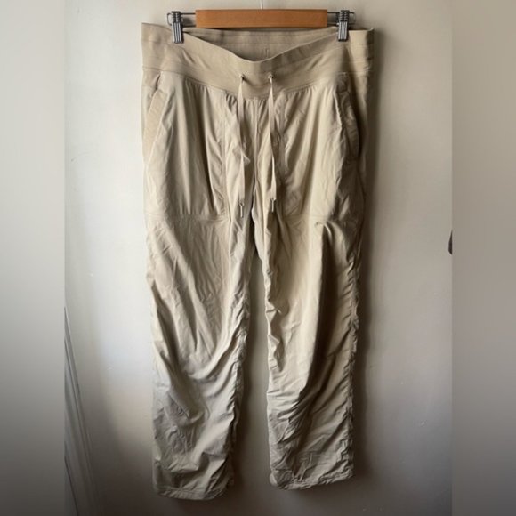 lululemon athletica Beige Pants - Picture 3 of 14
